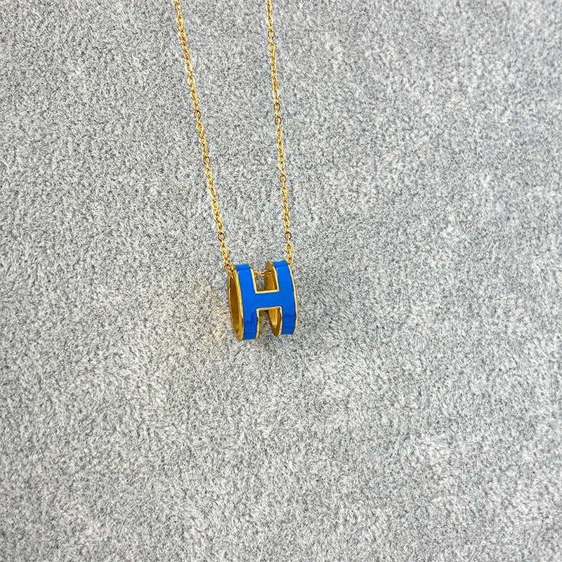 GOLDURA® H ENAMEL NECKLACE