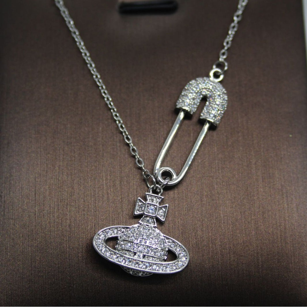 GOLDURA® SATURN PENDANT NECKLACE