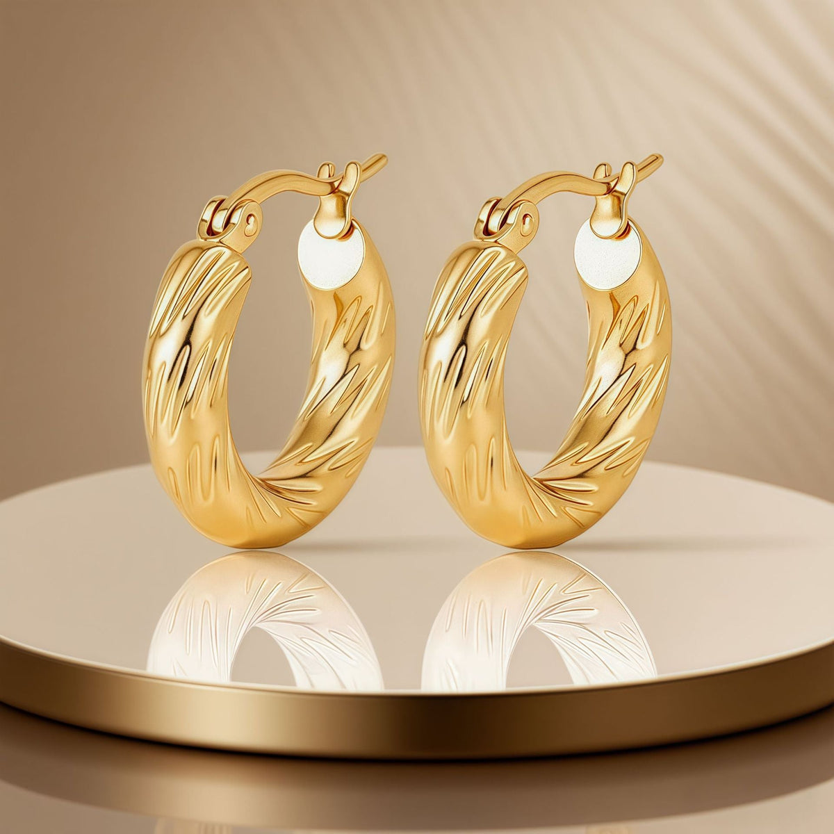 GOLDURA® LUXE C-HOOP EARRINGS
