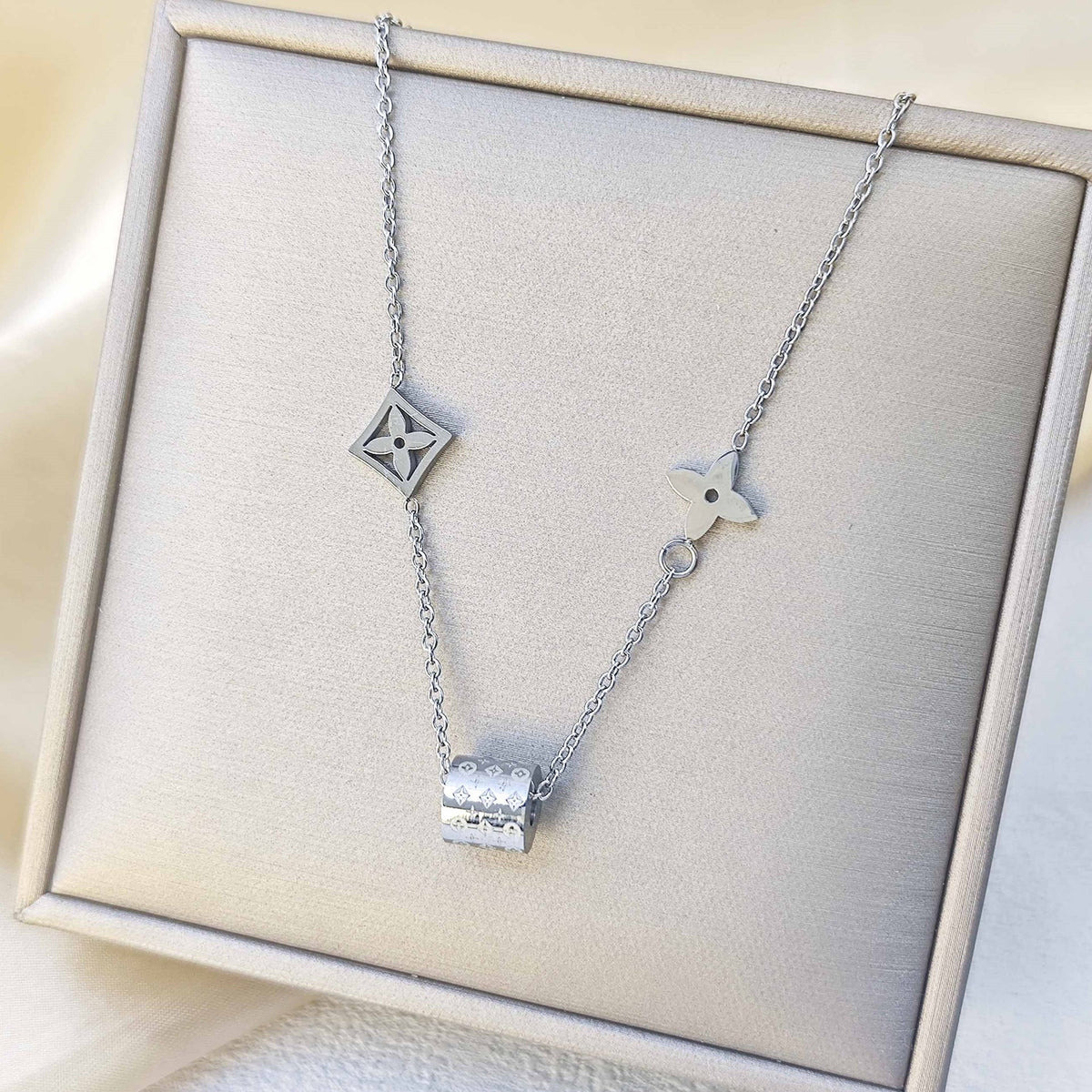 Chic Tarnish-Free Monogram Lucky Clover Choker