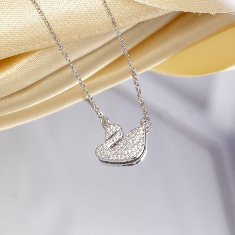 GOLDURA® SWAN PAVÉ NECKLACE