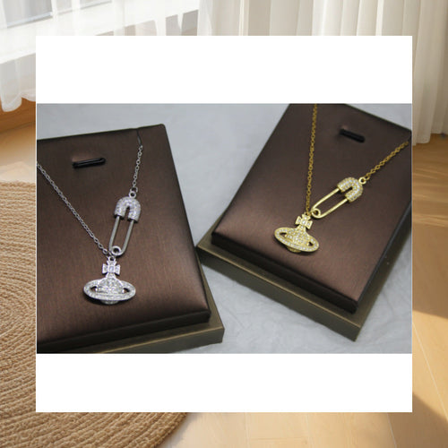 GOLDURA® SATURN PENDANT NECKLACE