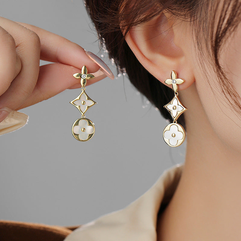 GOLDURACLOVER PENDANT EARRINGS