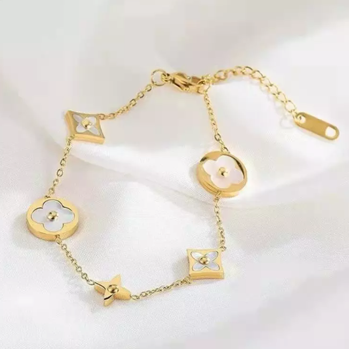 MOP FOUR LEAF CLOVER BRACELET - GOLD OR SILVER