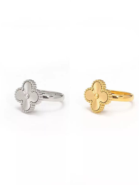 LUCKY CLOVER RING | GOLD & SILVER