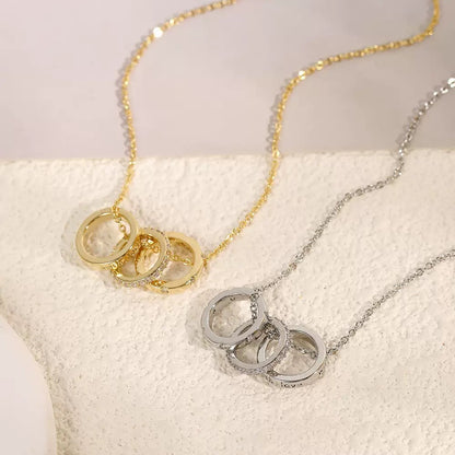 GOLDURA® TRIPLE RING PAVÉ NECKLACE