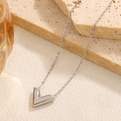 GOLDURA® V SIGNATURE NECKLACE