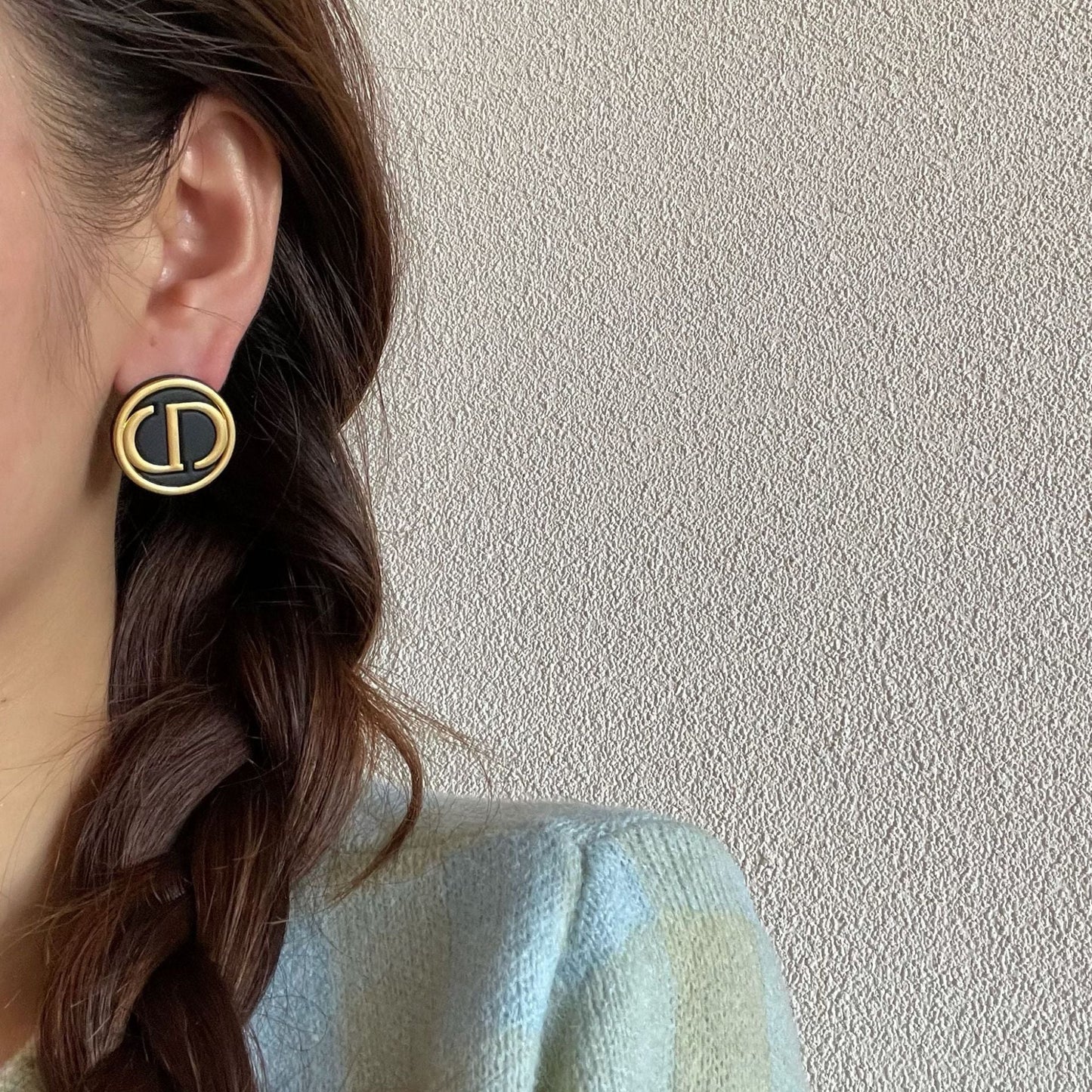GOLDURA® VINTAGE MONOGRAM STUD EARRINGS