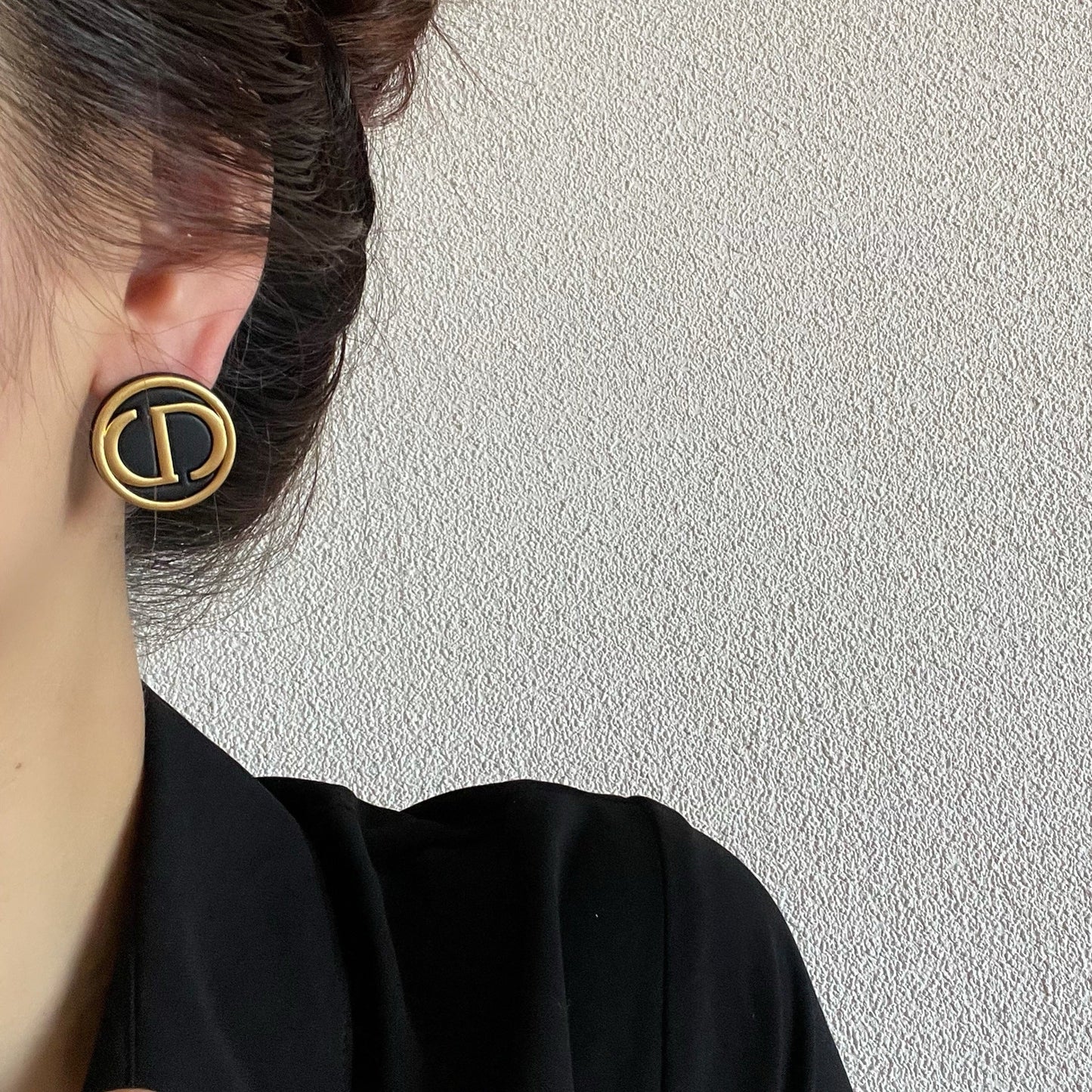 GOLDURA® VINTAGE MONOGRAM STUD EARRINGS