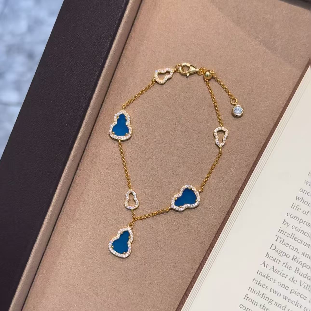 Vintage Cobalt Gourd Crystal Bracelet