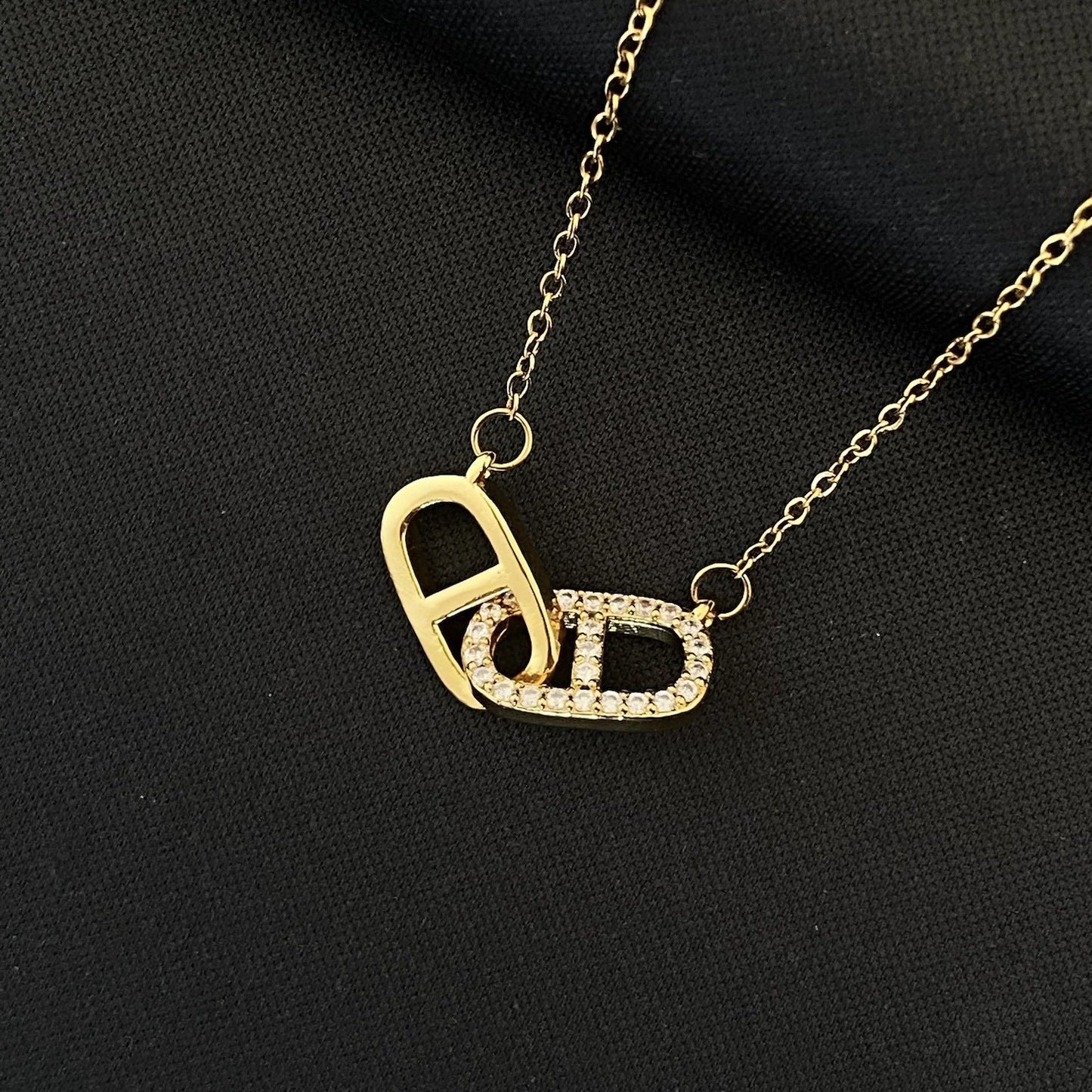 GOLDURA® DOUBLE C&D CRYSTAL NECKLACE