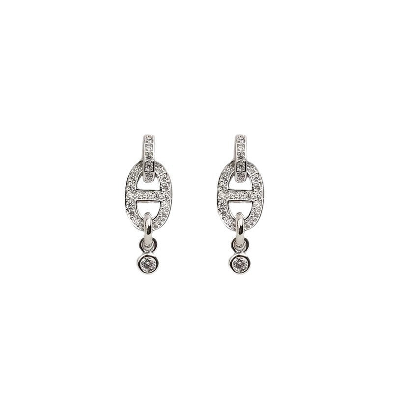 GOLDURA® CRYSTAL NOSE HOOP EARRINGS