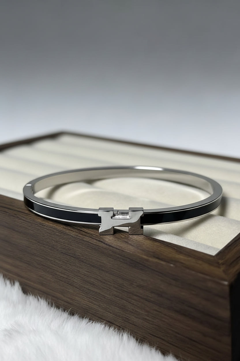 Slim Enamel 'H' Clasp Bangle