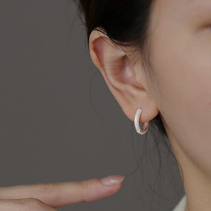GOLDURA® TWISTED EAR CUFF
