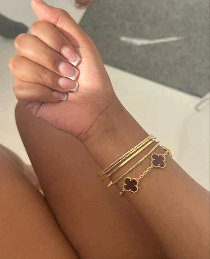 GOLDURA® CLOVER BRACELET | ONYX